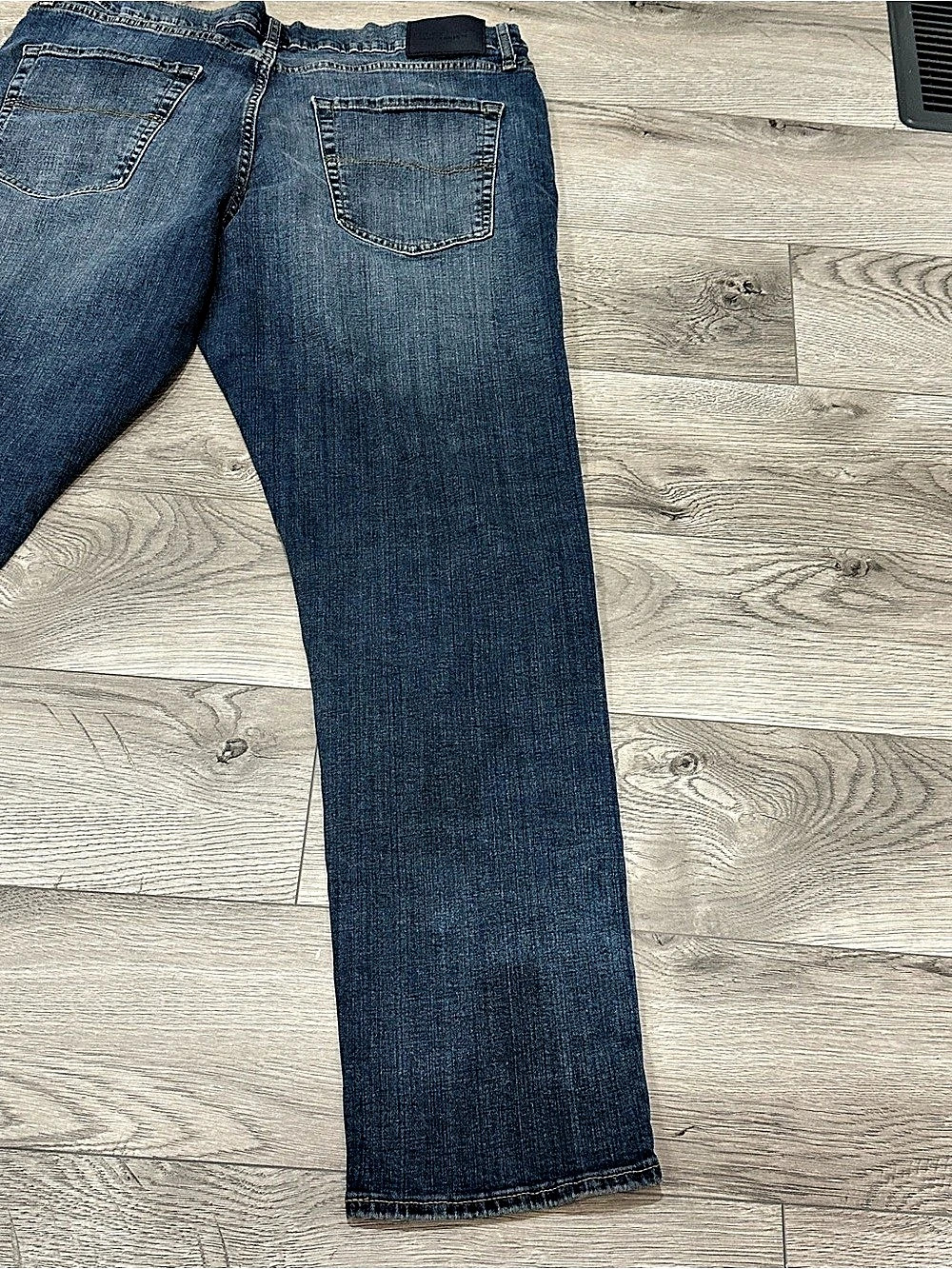 Lucky Brand 410 Athletic Slim Jeans Waist 38 Blue